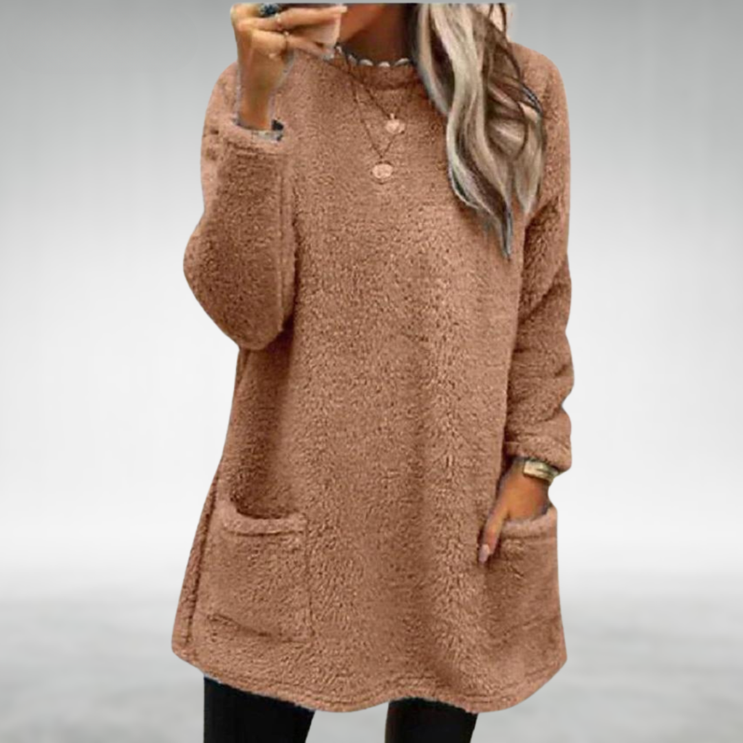 Lucy | Everyday Pullover Carver & Rose