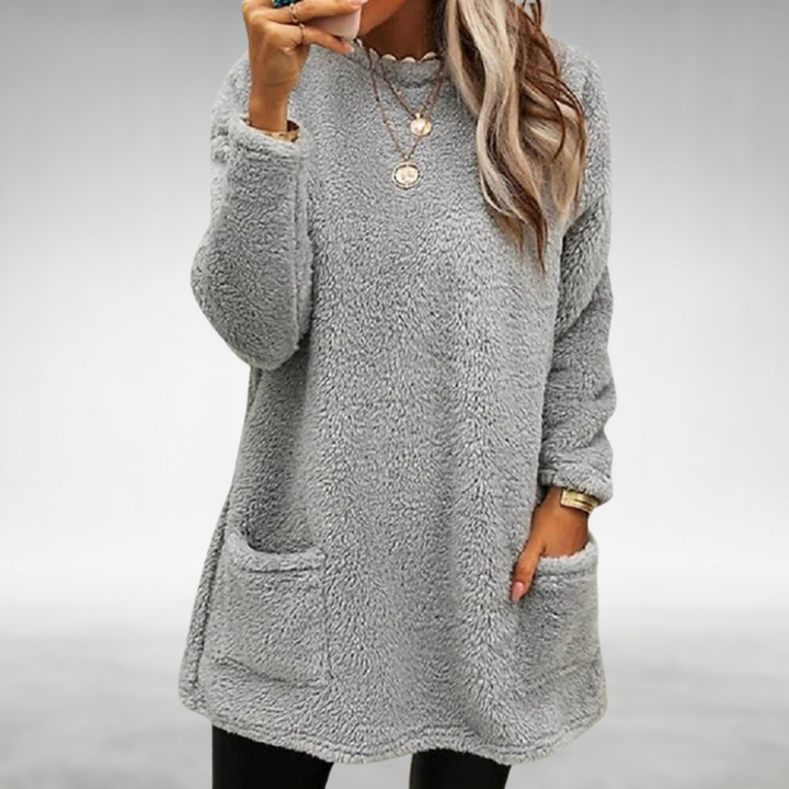 Lucy | Everyday Pullover Carver & Rose