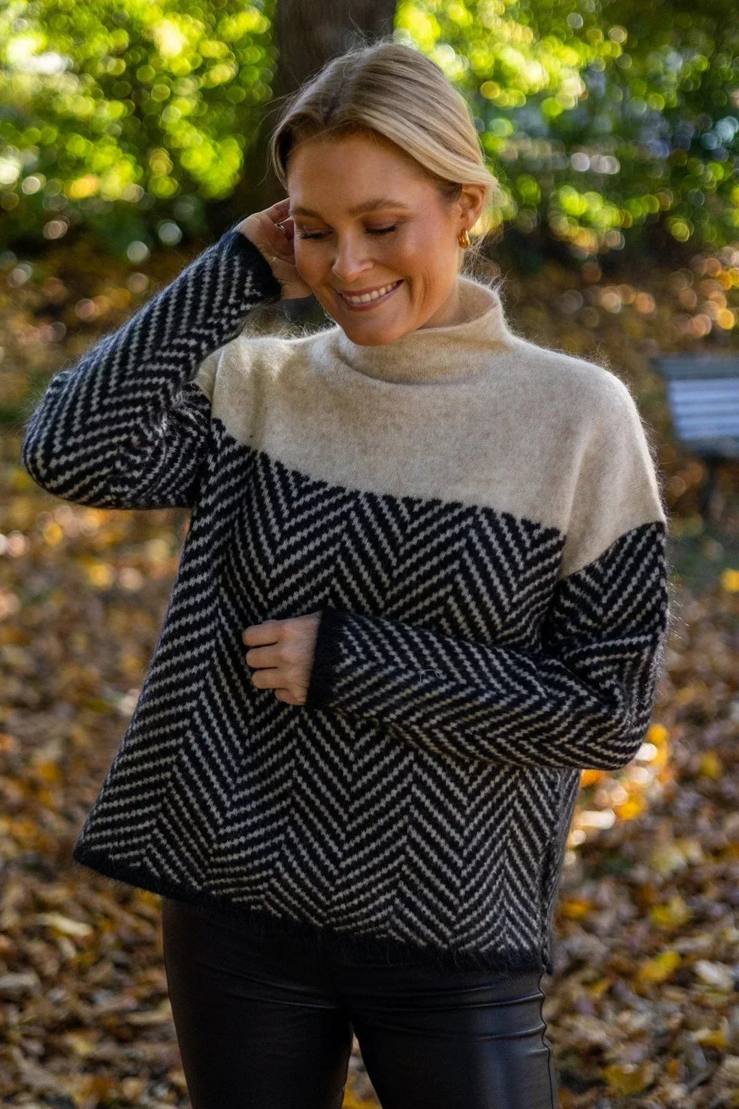 Premium Knit Turtleneck Jennifer & Jacob